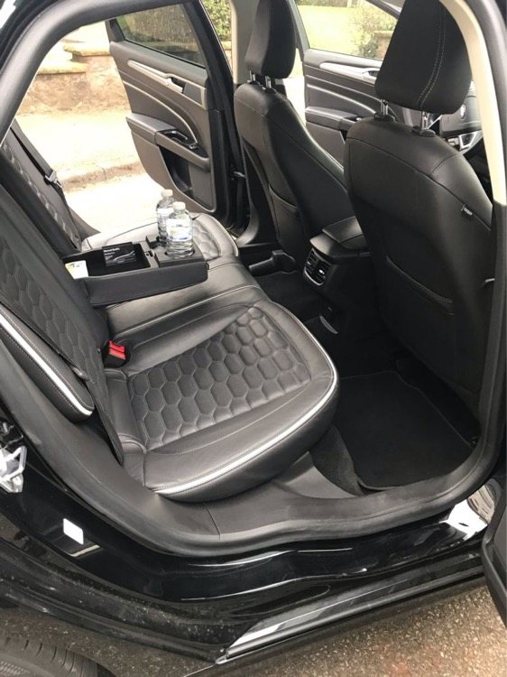 Intérieur spacieux et confortable de la berline